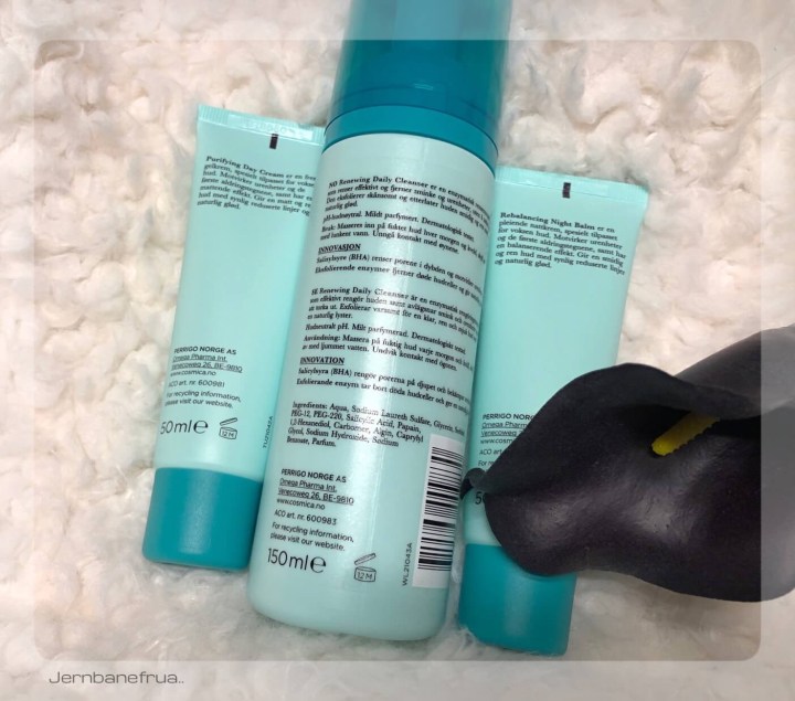 Jernbanefrua anbefaler pure glow serien fra cosmica. 