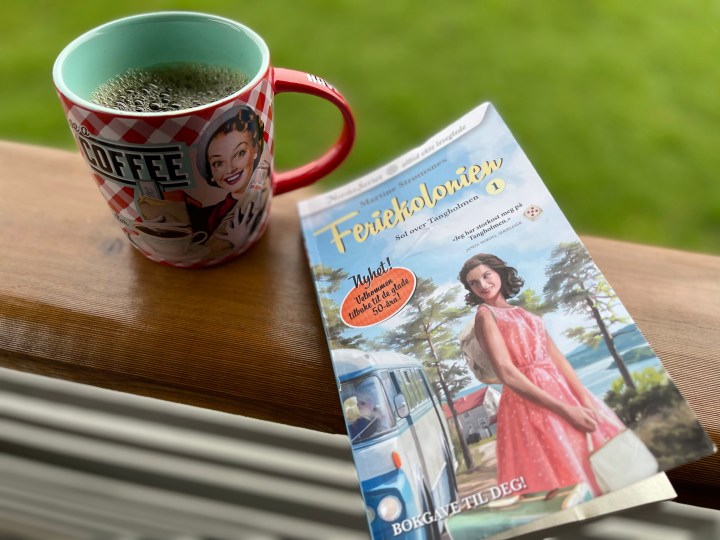 Bokanmeldelse. Feriekolonien 1, av Martine&nbsp;Strømsnes.